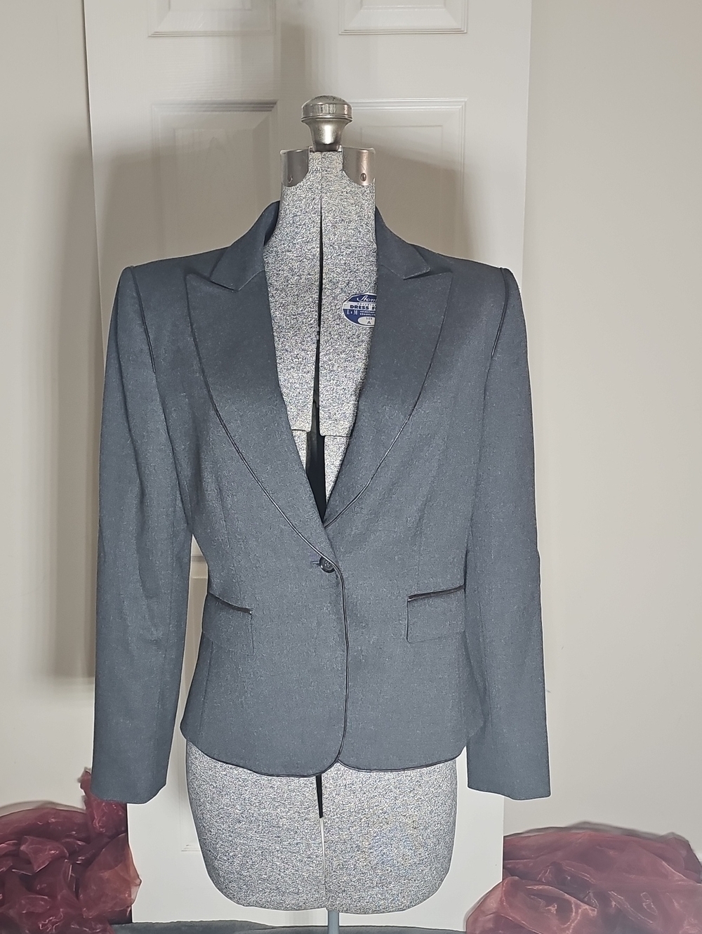 Tahari Arthur S Levine Wool Blend Charcoal Grey Leather Trim Blazer Size 8